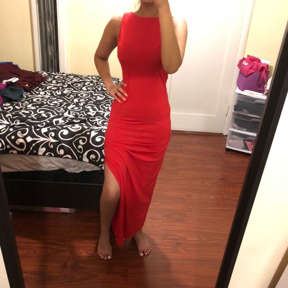 Forever 21 Dresses & Skirts - Red maxi dress